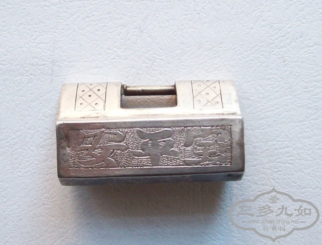 172900hru2r0ztrx0bmxl7.jpg
