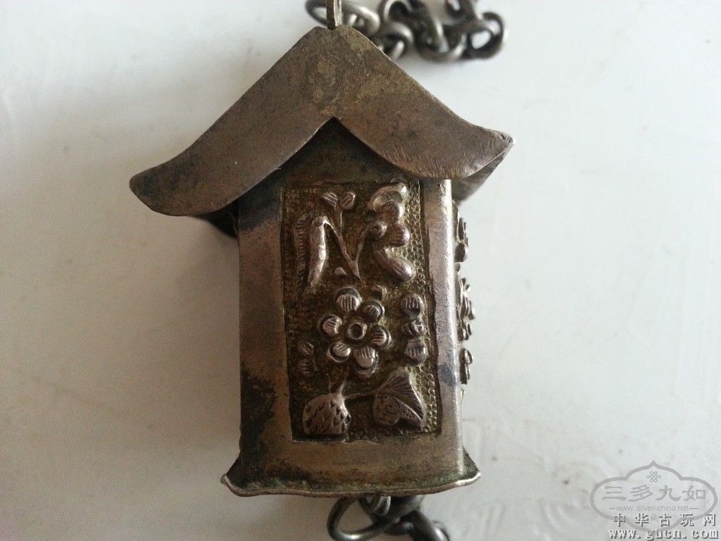 Gucn_20121223346180213623Pic2.jpg
