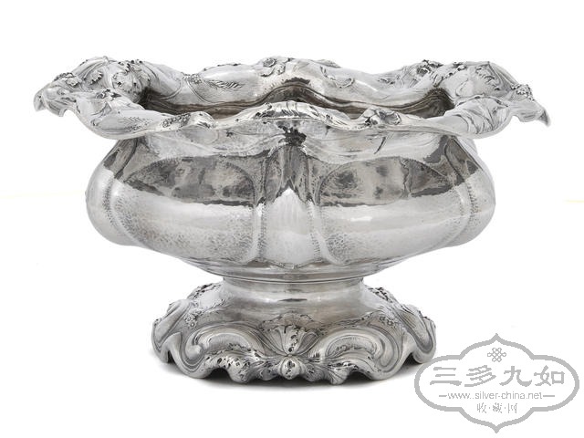 Gorham silver martele pedestal bowl.jpg