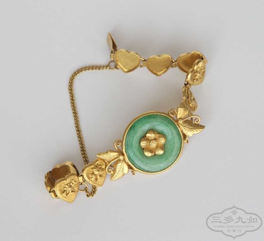 jade bracelet in gold setting 2.JPG