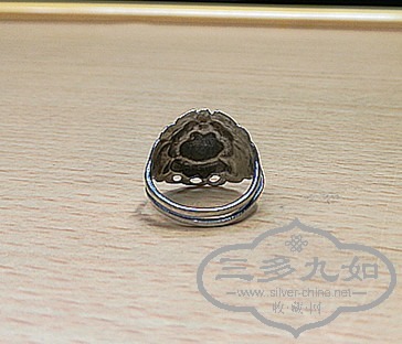 211813l8066yyr8y025fgk.jpg