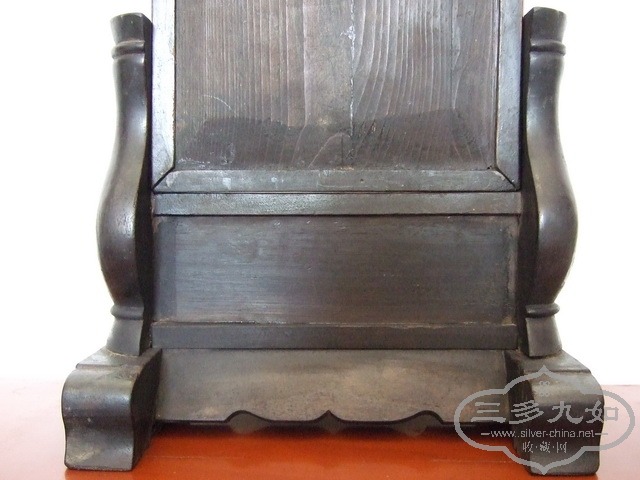 009.JPG