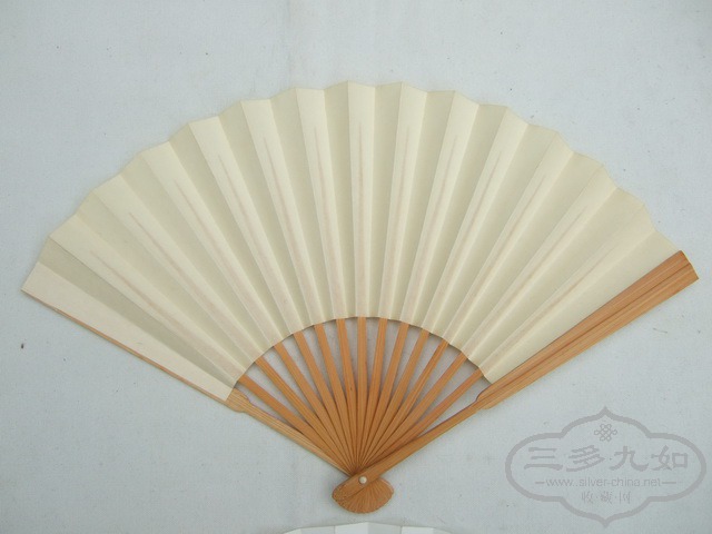 050.JPG