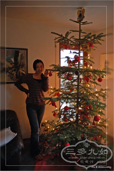 chrismustree.jpg