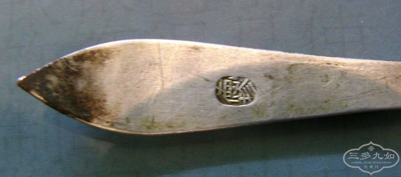 12005-04.jpg