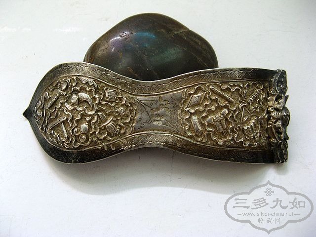 Ƭ 043.jpg