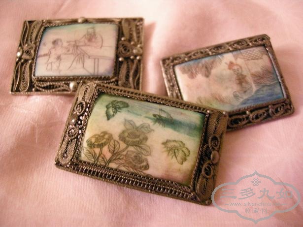 brooch.jpg