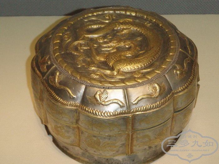 ����һ������ɹŲ���ݡ���ͨ���¶���ɽ��Ĺƪ��ת�Դ������˾ӣ�